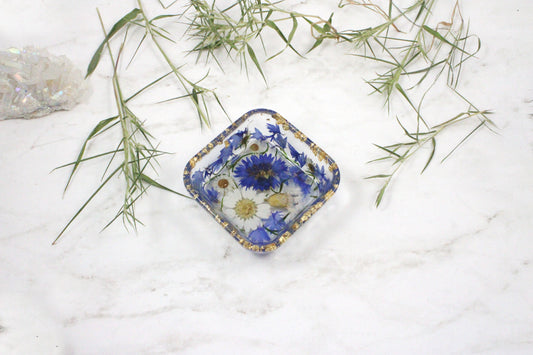 Real flowers decorative ring dish | Resin catchall dish | Aesthetic trinket dish