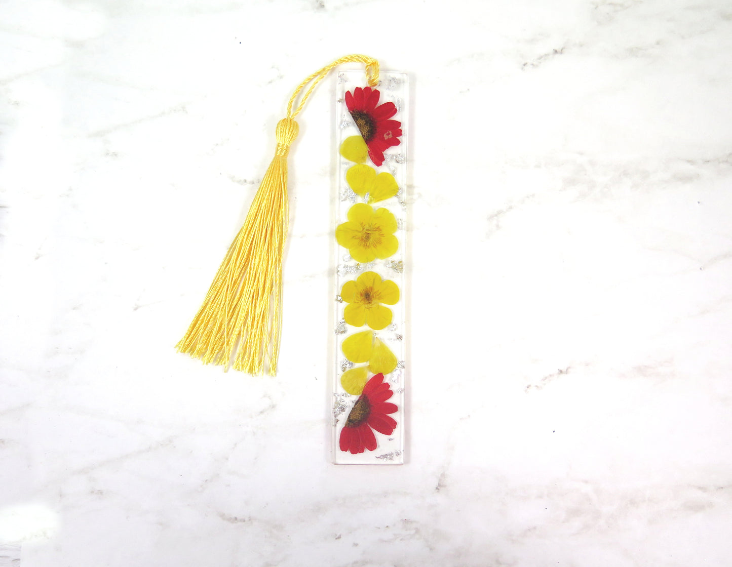 Handmade resin bookmark - Pressed flower bookmark with tassel