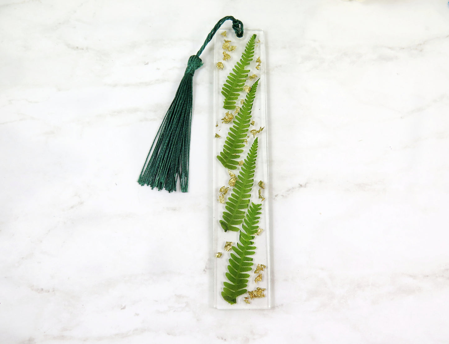 Handmade resin bookmark - Dried flowers resin bookmark with tassel