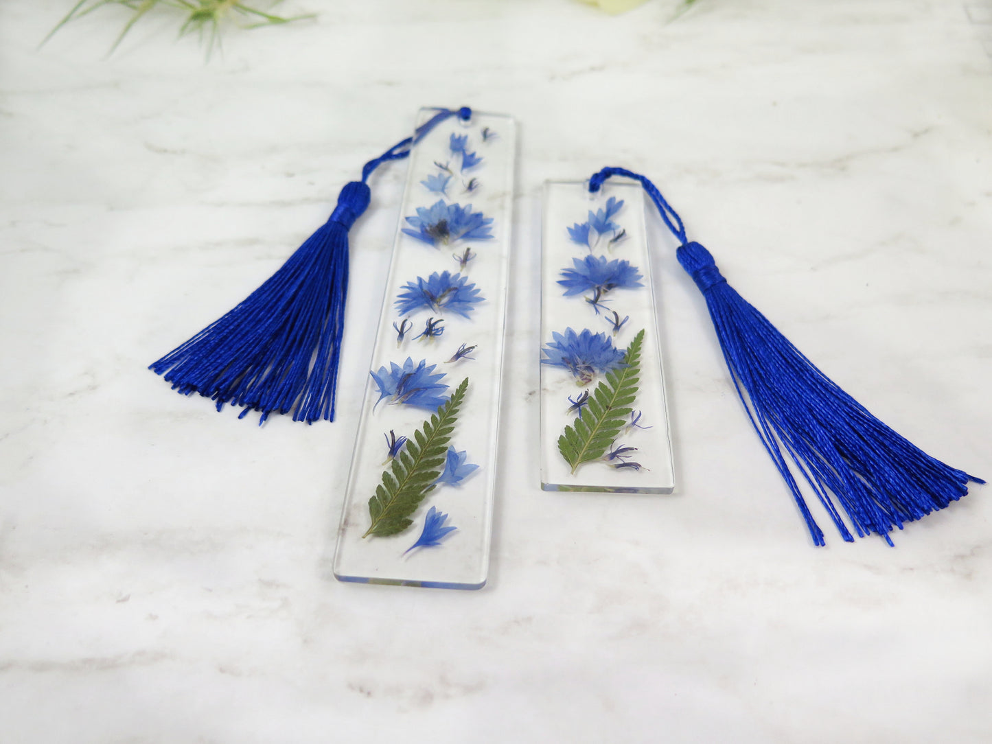 Pressed flowers page marker - Dried flowers resin bookmark with tassel