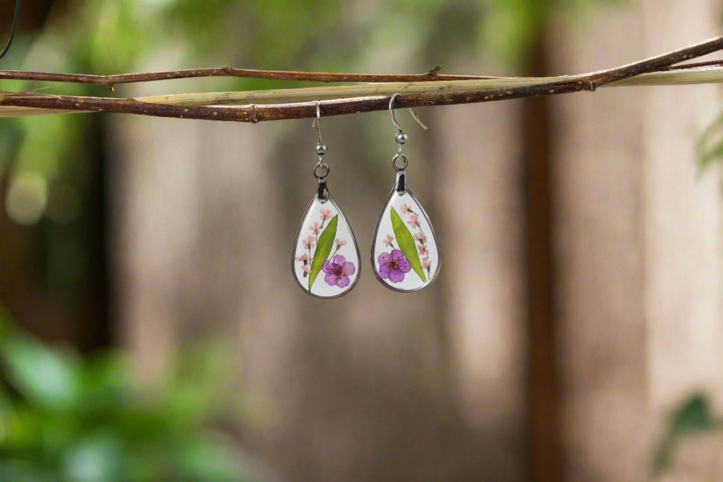 Pnk Flower resin earrings - teardrop dangle earrings