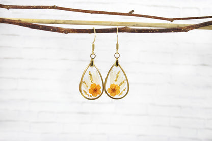 Golden teadrop earrings with Real Pressed flowers