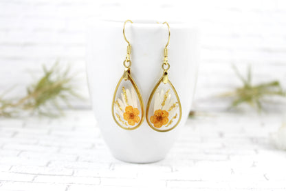 Golden teadrop earrings with Real Pressed flowers