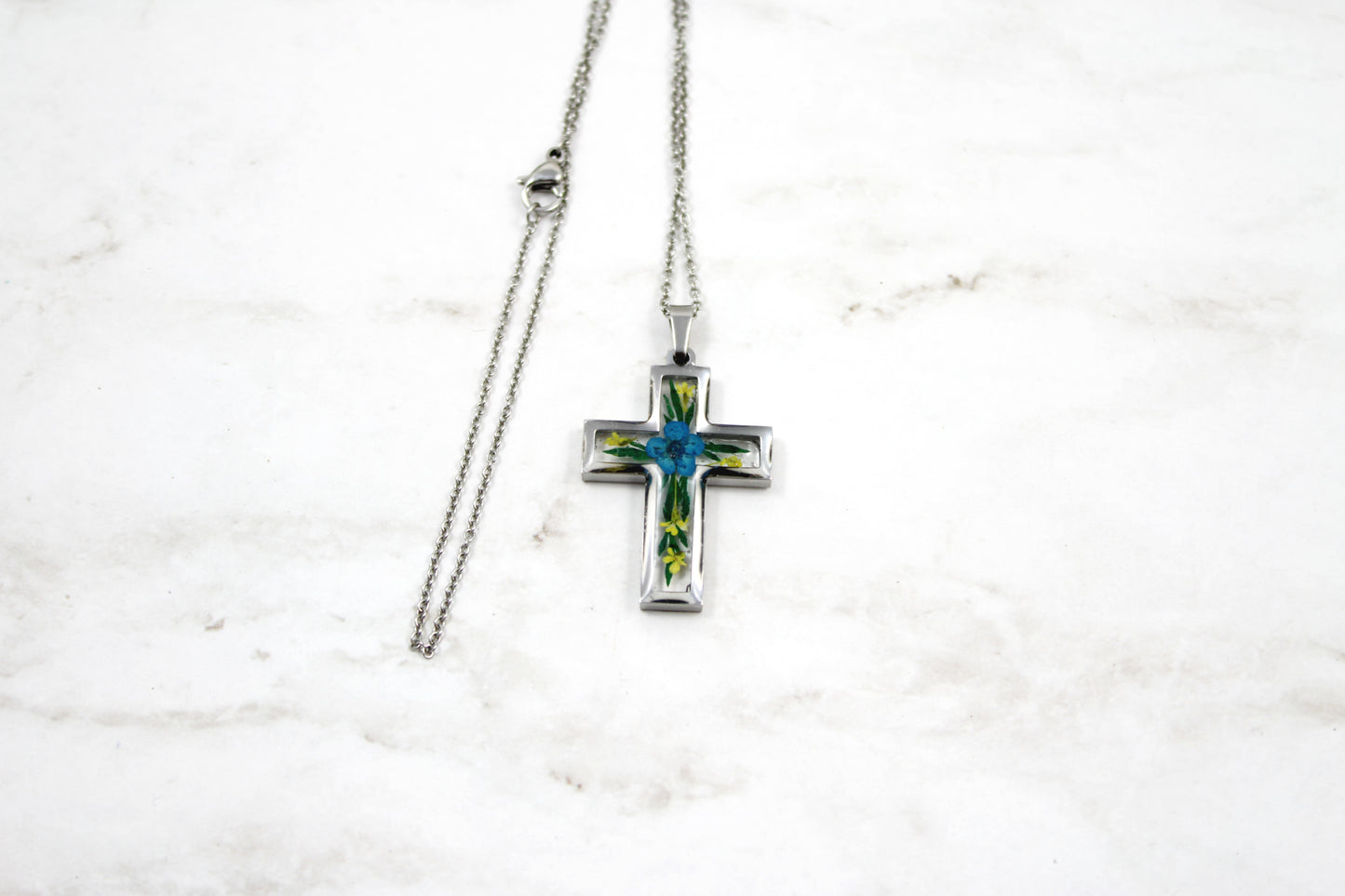 Cross Necklace Pressed Flower Resin Necklace: Gold/Silver Frame