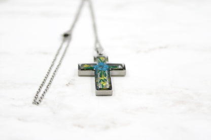 Cross Necklace Pressed Flower Resin Necklace: Gold/Silver Frame
