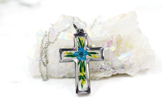 Cross Necklace Pressed Flower Resin Necklace: Gold/Silver Frame