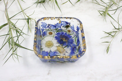 Real flowers decorative ring dish | Resin catchall dish | Aesthetic trinket dish