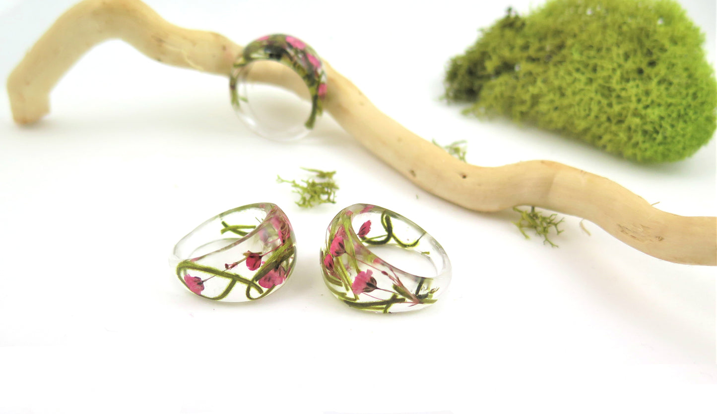 Botanical ring with real flowers- Baby's breath and moss
