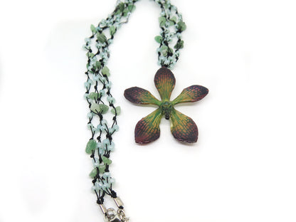 Mokara Orchid flower Pendant Nature stone Jade chip beaded Necklace