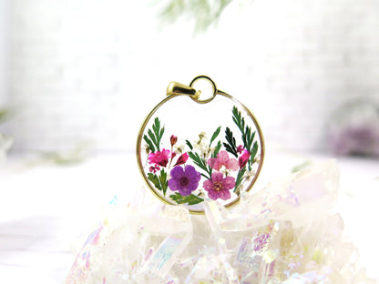 Small dried flowers necklace Handmade resin jewelry, pressed flowers in resin