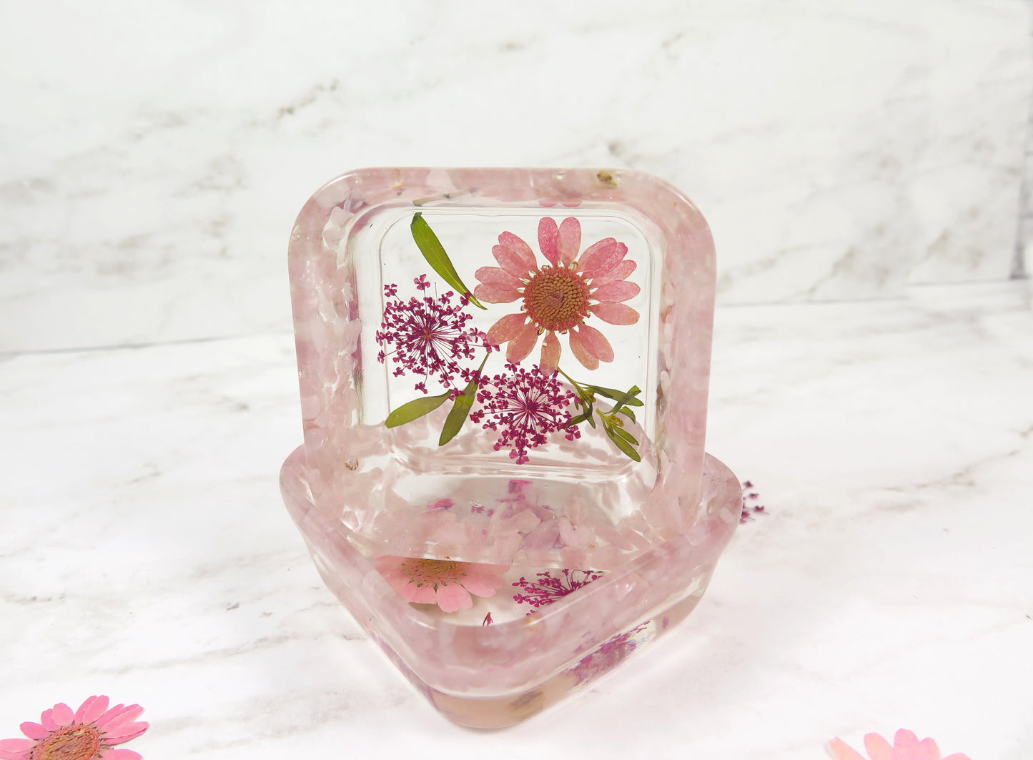 Real flower ring dish - decorative resin trinket dish