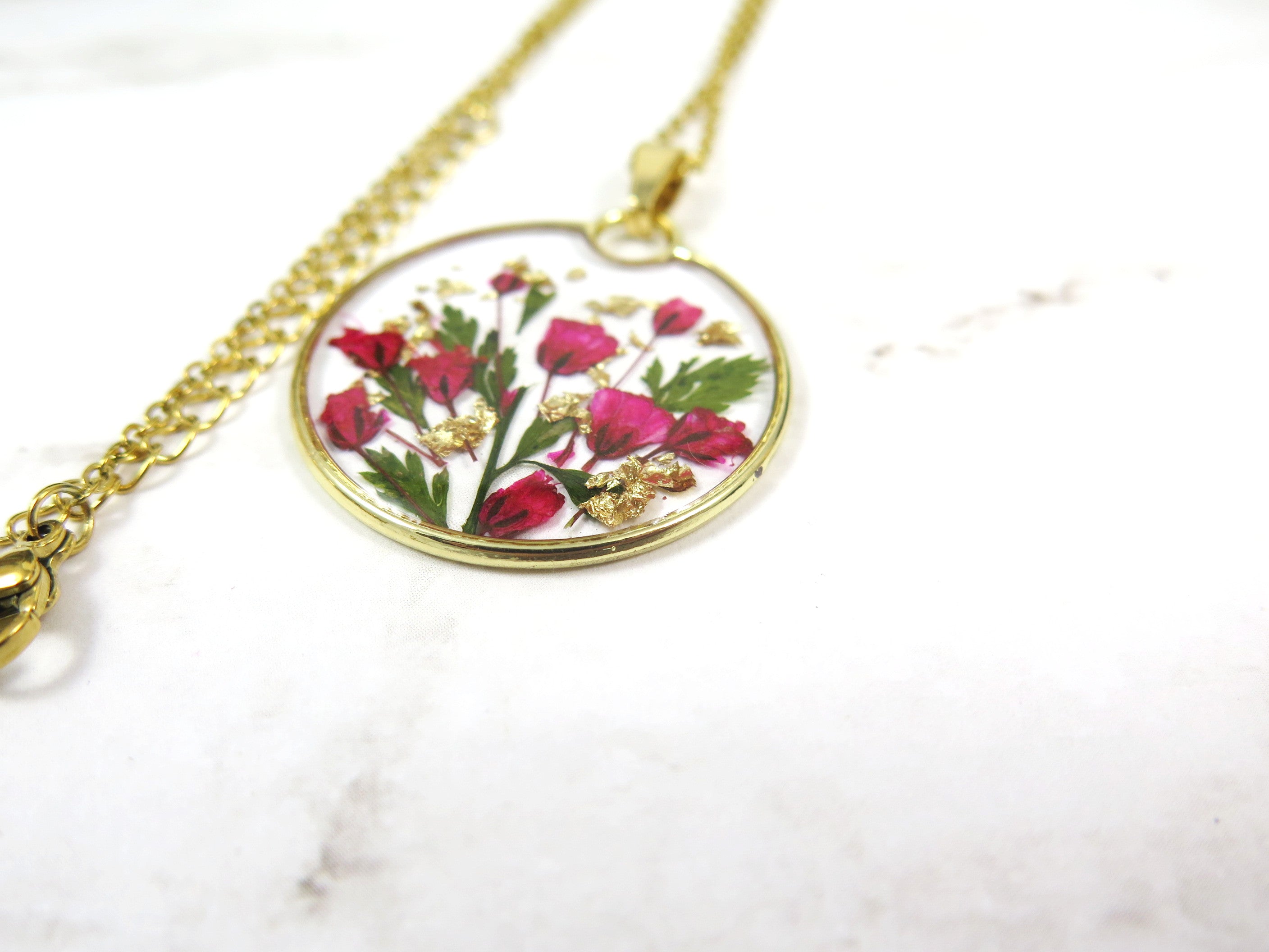 Baby Breath resin necklace, Handmade resin jewelry – Smile with Flower