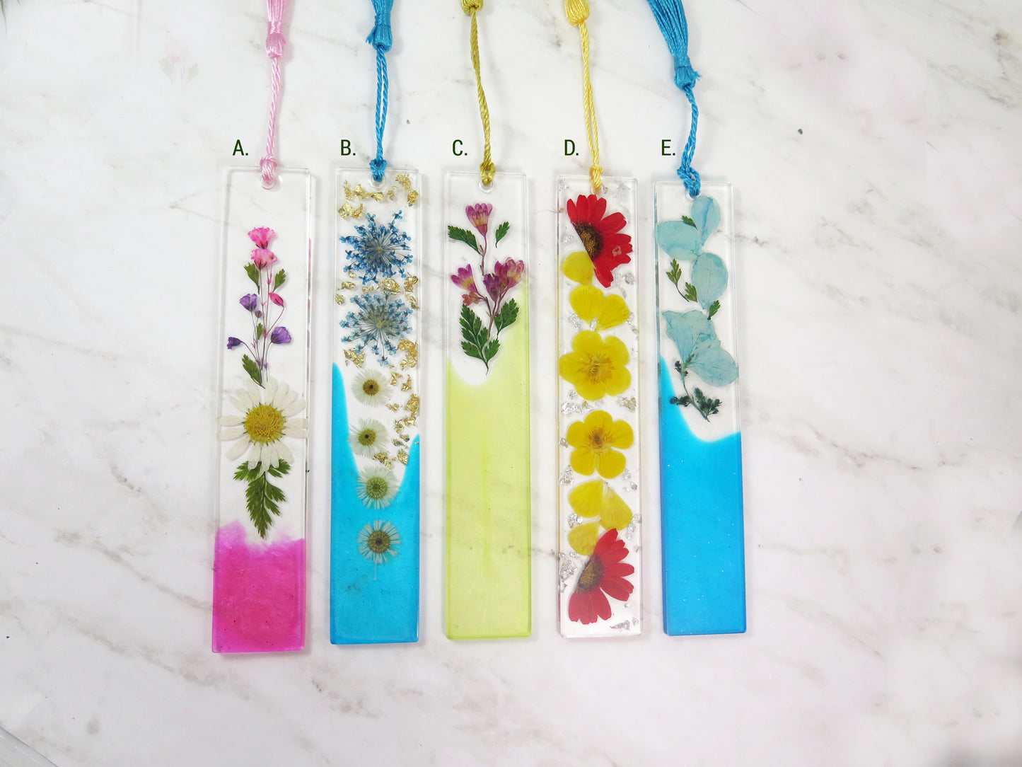 Handmade resin bookmark - Pressed flower bookmark with tassel