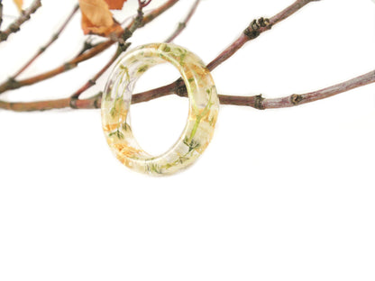 Nature ring Gold flakes and white flowers, Real Flower resin ring