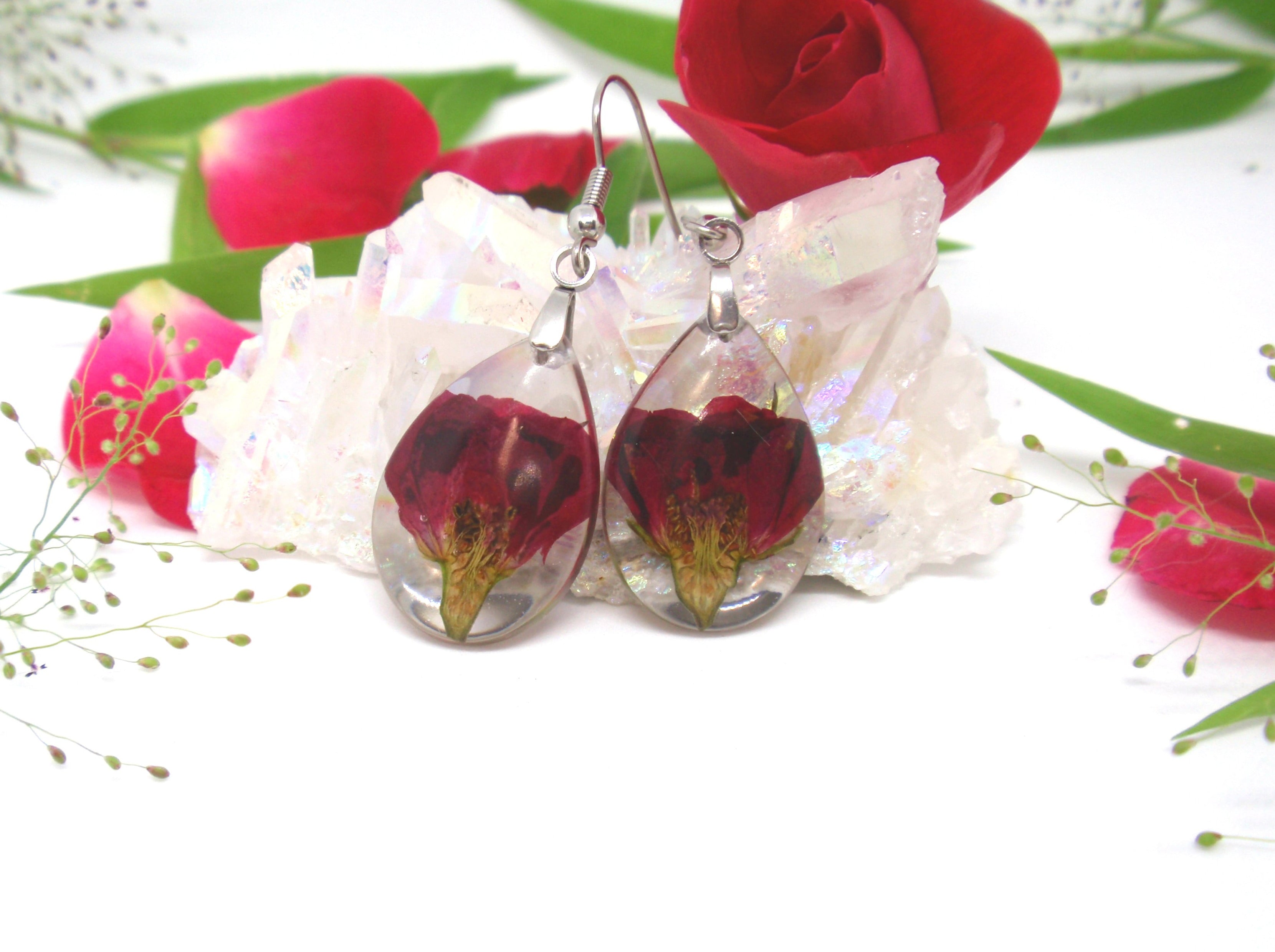 Pressed flower resin earrings — Dazy Rose