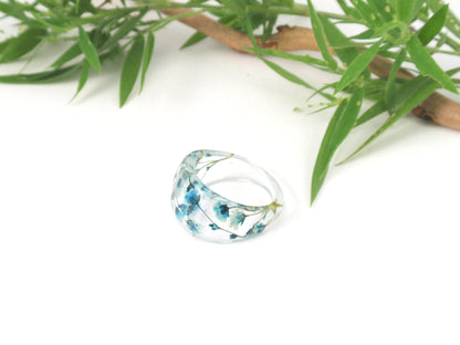 Blue flower resin ring