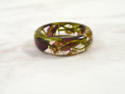Handmade resin ring with real rose petals