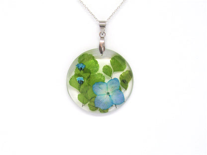 Hydrangea flower necklace