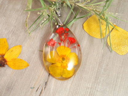 Buttercup flower Resin Pendant, Pressed Flower Jewelry, Real flower Necklace
