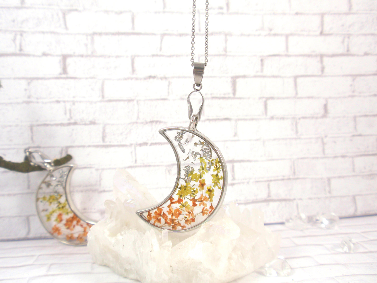 Real flower Crescent Moon Necklace